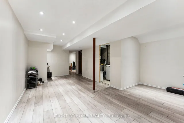 Additional image 33 of 108 Goldenlight Circ