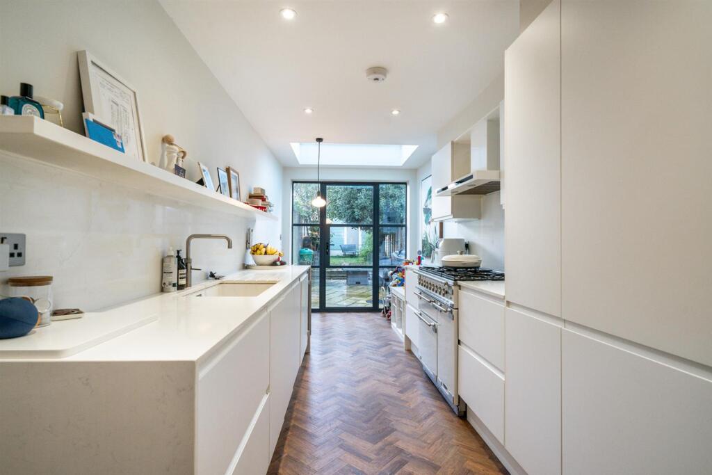 Additional image 6 of Boundary Road, St. Albans