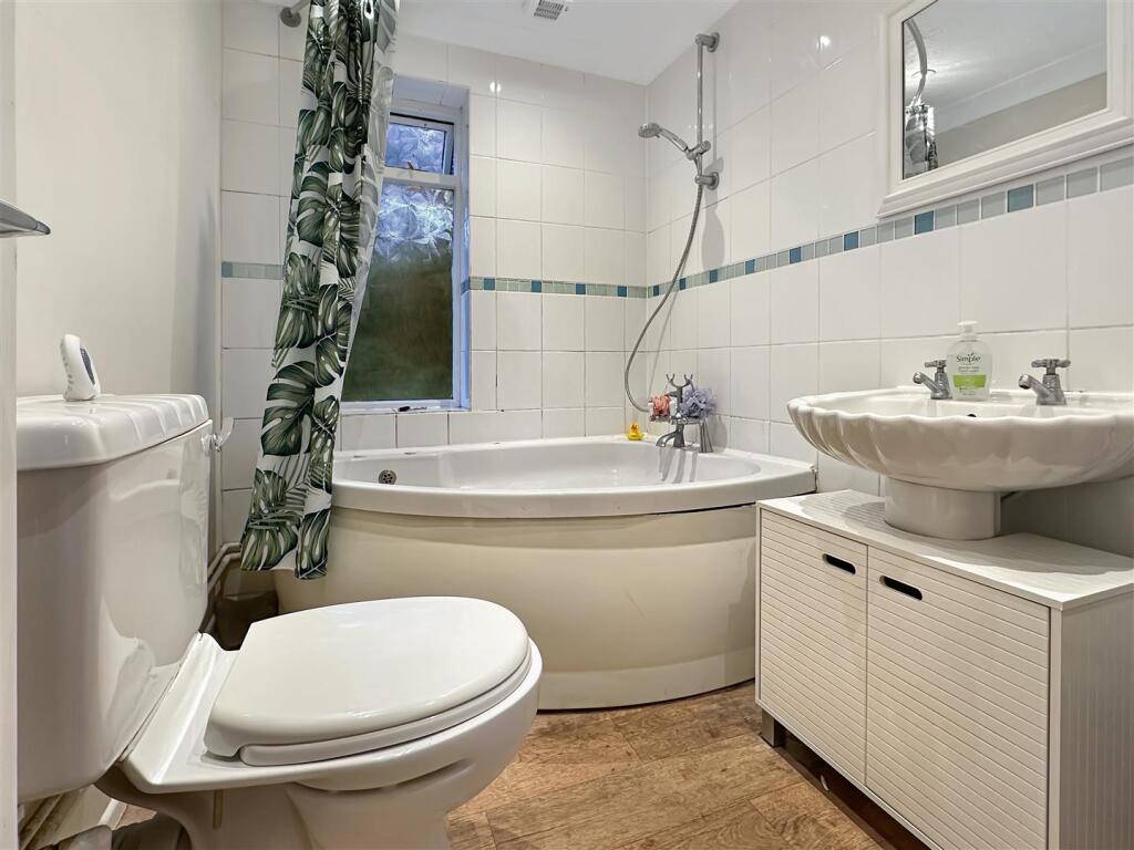 Additional image 10 of Laburnum Close, Cambridge