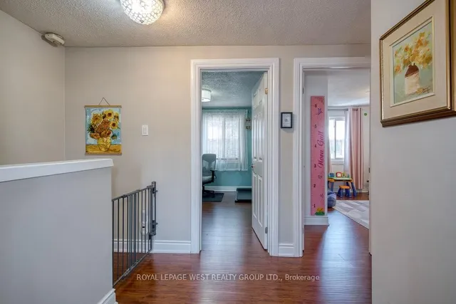 Additional image 20 of 45 Hansen Rd Unit 22