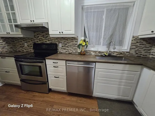 Additional image 9 of 16 Tampa Terr