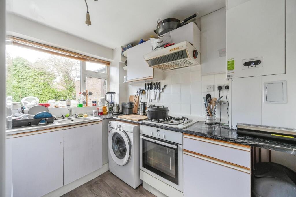 Additional image 8 of 42, Roach, Tamworth