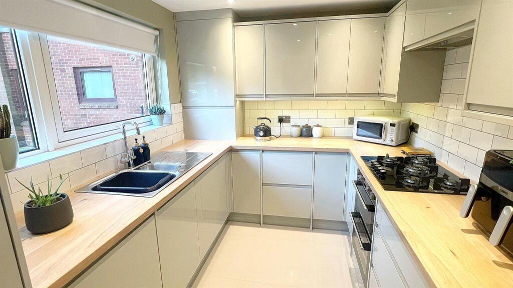 Additional image 3 of 1 Sycamore Court, 12 Bowlas Avenue, Four Oaks, Sutton Coldfield