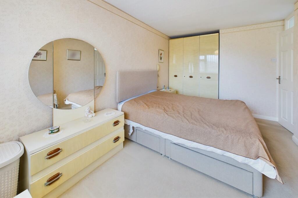 Additional image 5 of Hedges Close, Clevedon, North Somerset, BS21