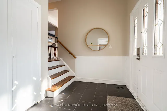 Additional image 4 of 5286 Woodhaven Dr