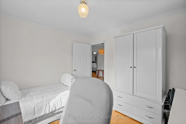 Additional image 39 of 599 Glencairn Ave