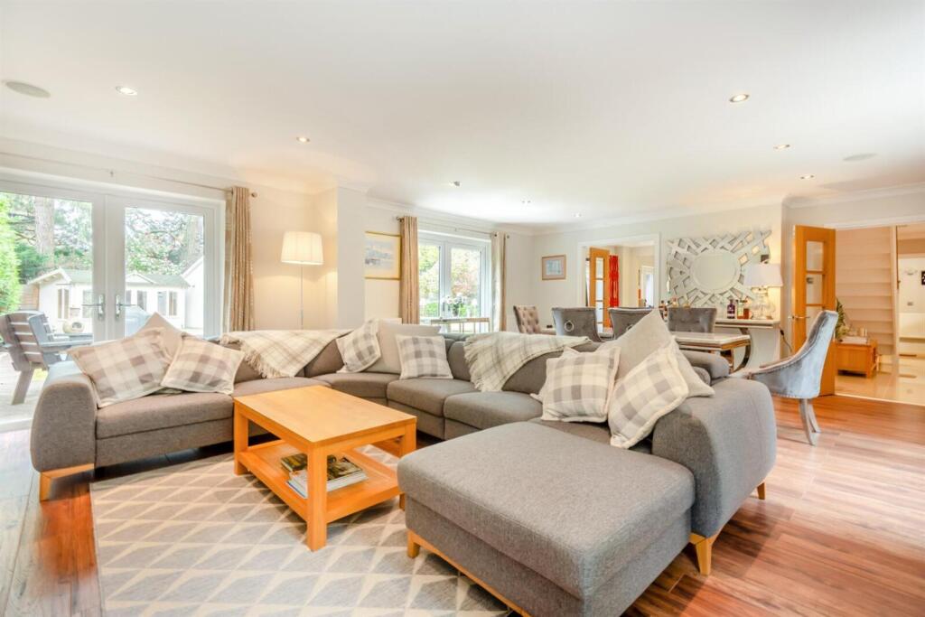 Additional image 16 of Woodland Walk, Ferndown, Dorset, BH22