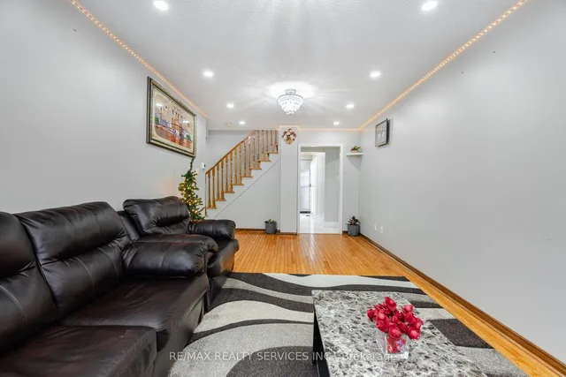 Additional image 15 of 67 Stoneledge Circ