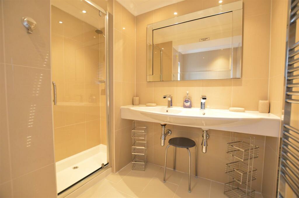 Additional image 10 of Garden View, Pottergate, Richmond