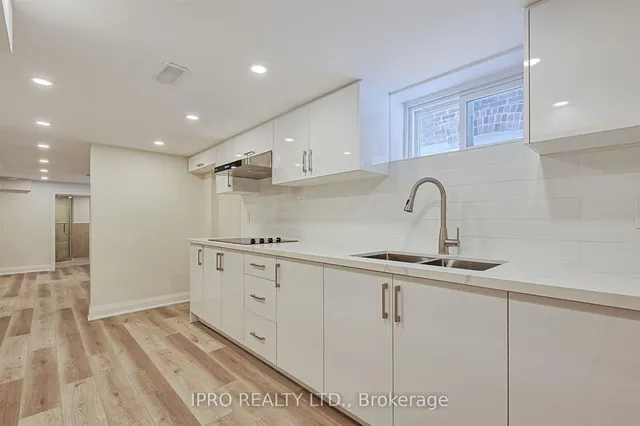 Additional image 29 of 20 THORNHILL Ave