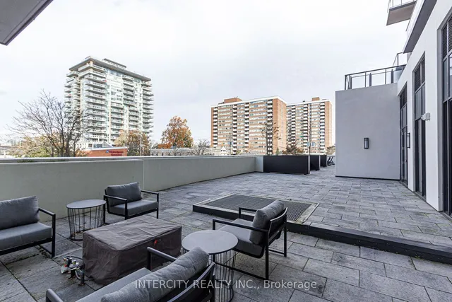 Additional image 33 of 2007 James St Unit 1307