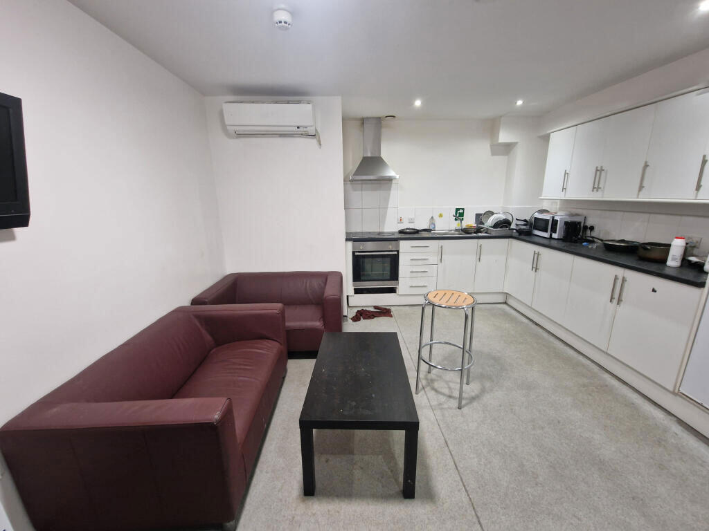 Additional image 6 of Longside Lane, Bradford, West Yorkshire, BD7 1SA
