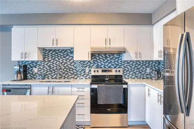 Additional image 8 of 105 Woodbine Ave