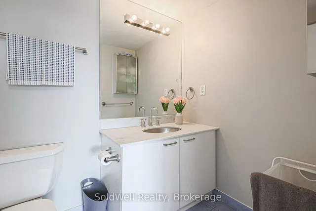 Additional image 31 of 22 Wellesley St Unit 2101