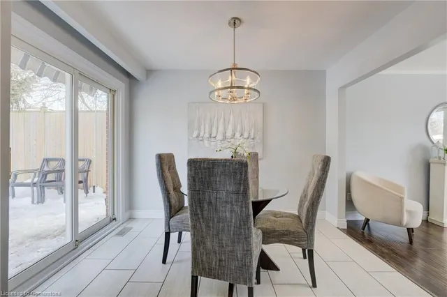 Additional image 11 of 8 Inadale Crt