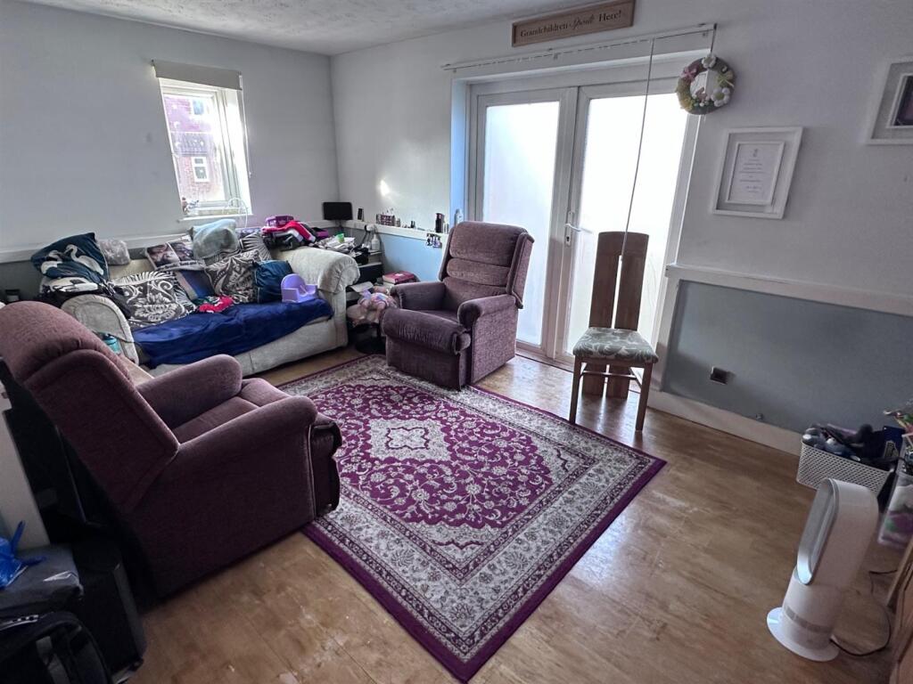 Additional image 3 of Hodcombe Close, Eastbourne