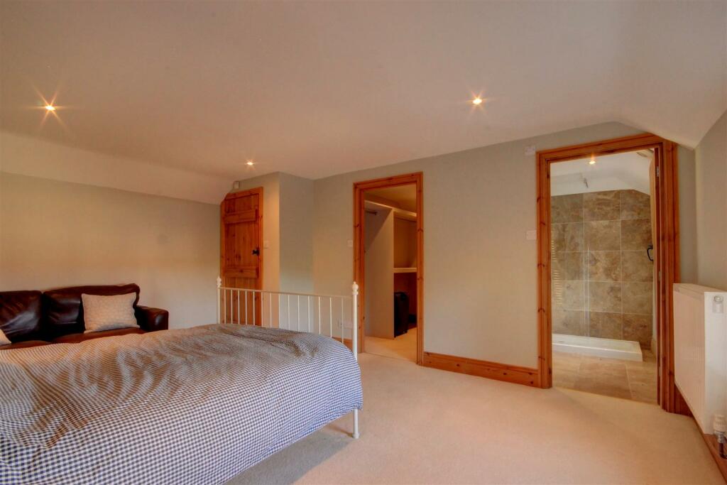 Additional image 13 of Carlton, Richmond