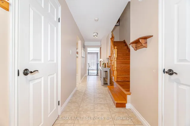Additional image 6 of 102 Richvale Dr