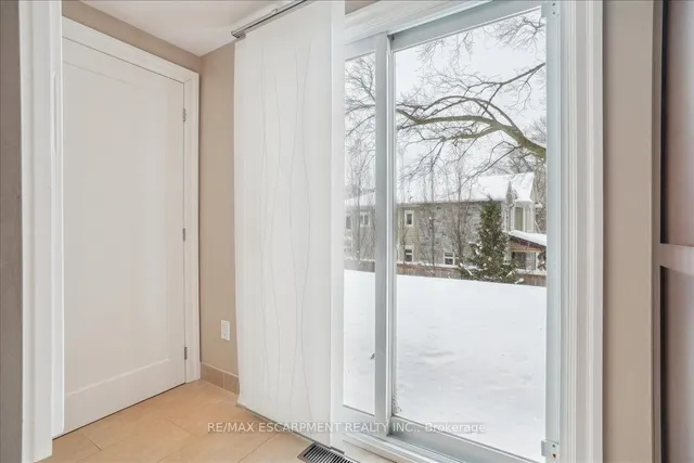 Additional image 22 of 300 Shoreview Rd