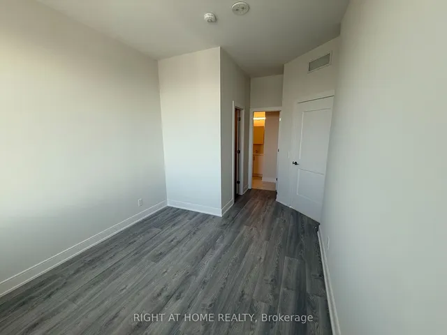 Additional image 9 of 15 Ellerslie Ave Unit PH03