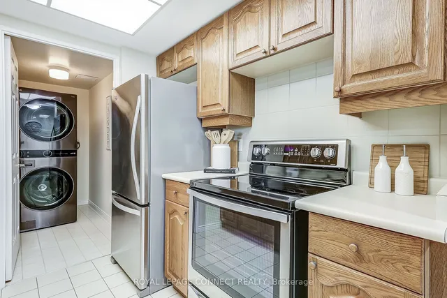 Additional image 10 of 20 Guildwood Pkwy Unit 610