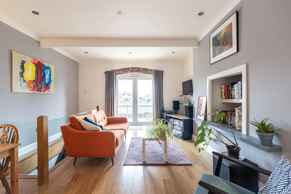 Additional image 6 of Flat 1, 6 Landemann Circus, Weston-super-Mare