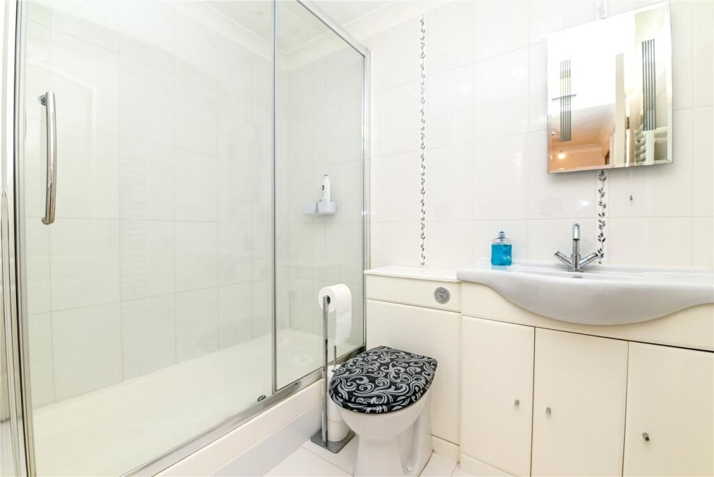 Additional image 5 of Lakeside Pines, Barrs Avenue, New Milton, Hampshire, BH25