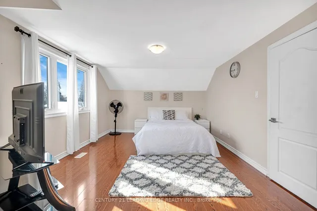 Additional image 26 of 71 Treverton Dr