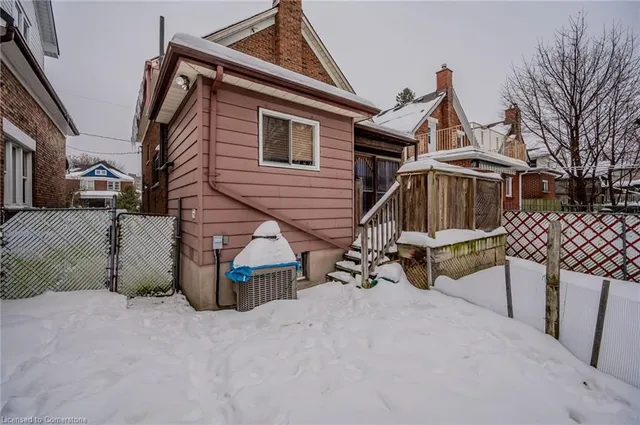Additional image 26 of 6 Herlan Ave
