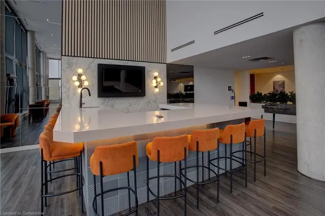 Additional image 38 of 5 Wellington St Unit 1505