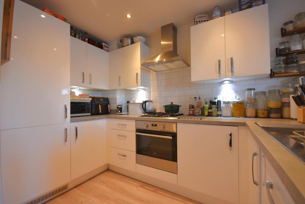 Additional image 10 of 47 Rhodfa Cambo, Barry, CF62 5BS