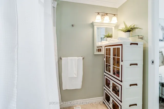 Additional image 16 of 703 Briar Cres