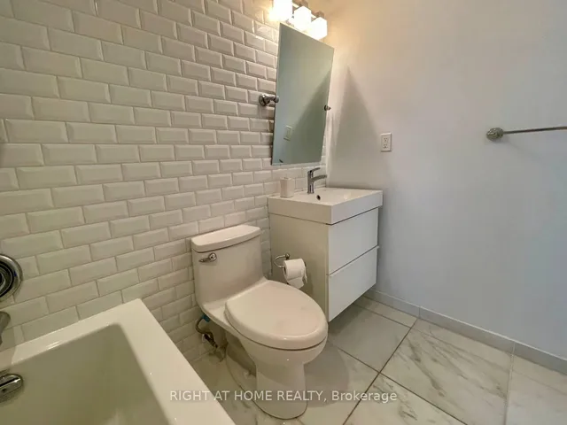 Additional image 21 of 1001 Bay St Unit 3104