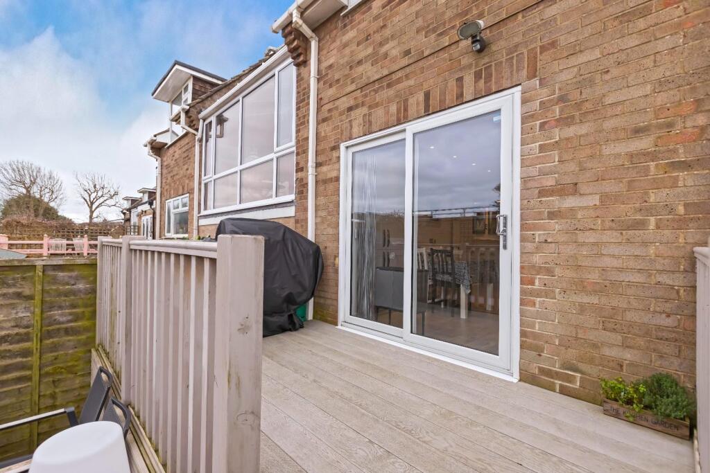 Additional image 19 of Ormonde Way, Shoreham-By-Sea