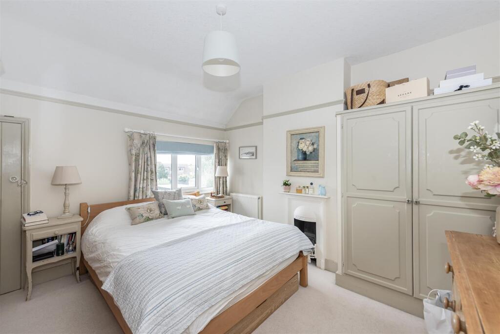 Additional image 4 of Park Hill, Harpenden