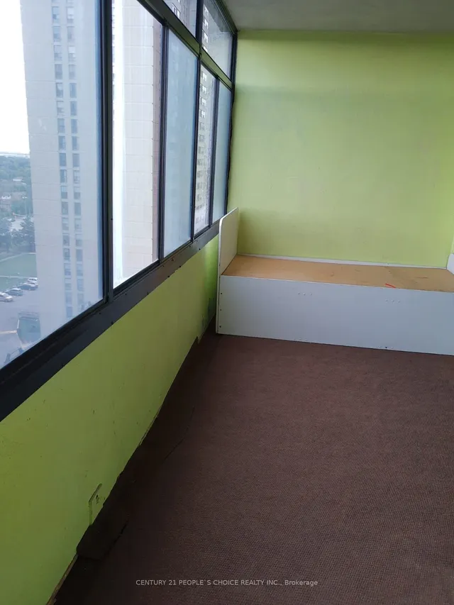 Additional image 23 of 15 Kensington Rd Unit 1405