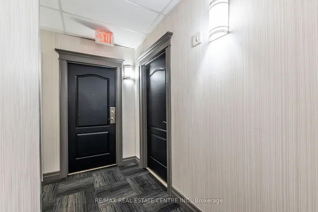 Additional image 12 of 5327 Upper Middle Rd Unit 108