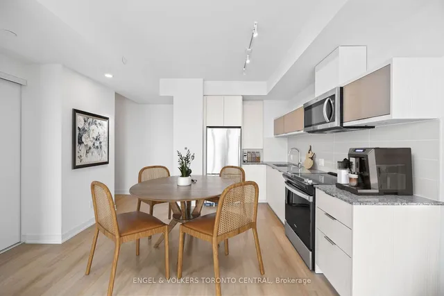 Additional image 13 of 10 Deerlick Crt Unit 2107