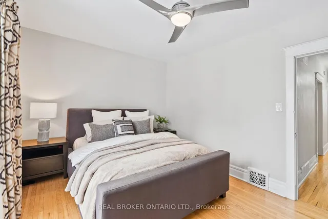 Additional image 25 of 32 Monarch Park Ave