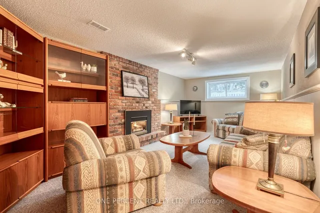 Additional image 25 of 5194 Broughton Cres