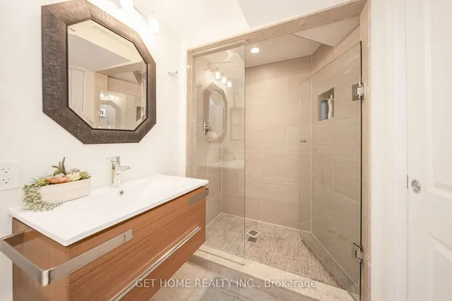 Additional image 39 of 2446 Martin Crt