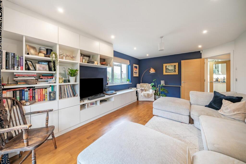 Additional image 7 of Foxgrove Road, Beckenham