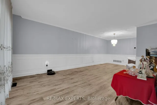 Additional image 5 of 155 Arleta Ave