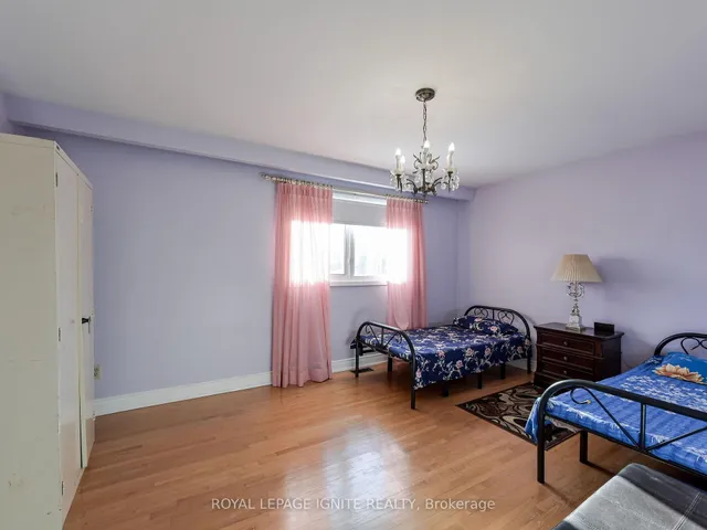 Additional image 20 of 7660 Darcel Ave