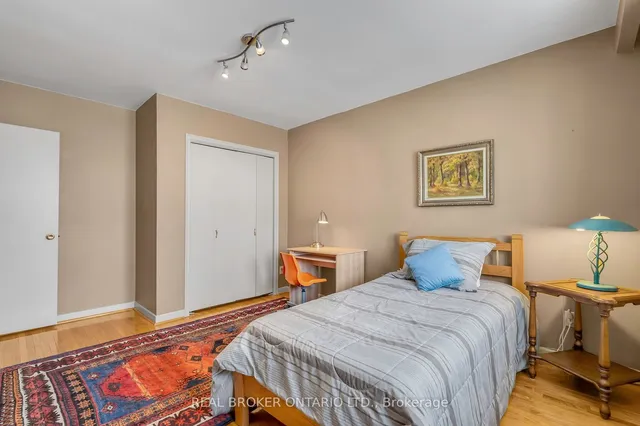 Additional image 9 of 24 Winsland Dr