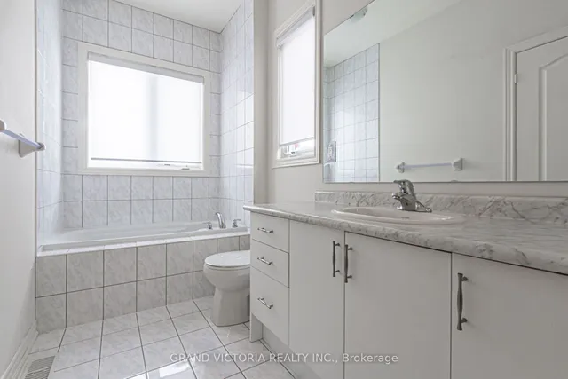 Additional image 30 of 35 Mountain Heights Pl