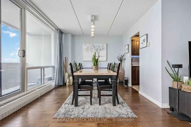 Additional image 9 of 2 Glamorgan Ave Unit 1014