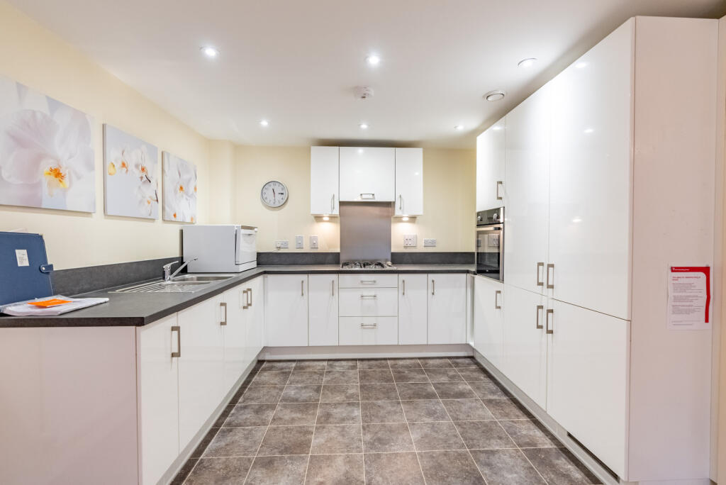 Additional image 13 of Wordsworth Close, Kings Park, St. Albans, Hertfordshire, AL3