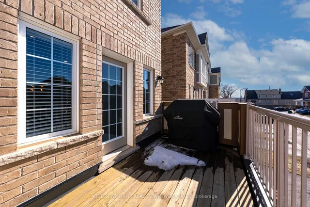 Additional image 17 of 76 Locker Pl