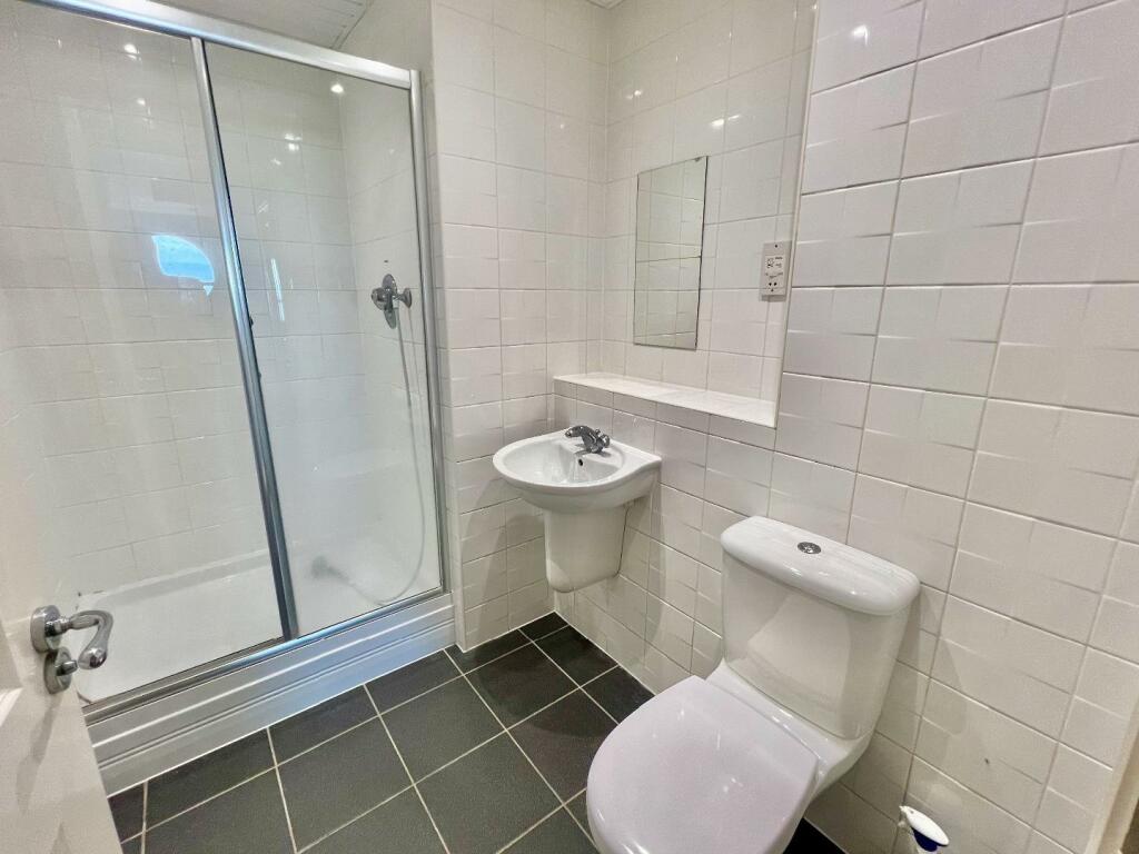 Additional image 10 of Esplanade, Porthcawl, Bridgend County Borough, CF36 3YE